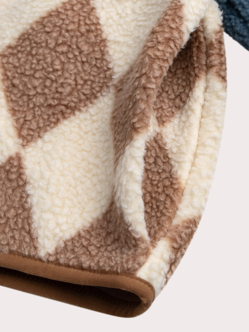 Jacke mit Schaf-Woll-Effekt im Karodesign