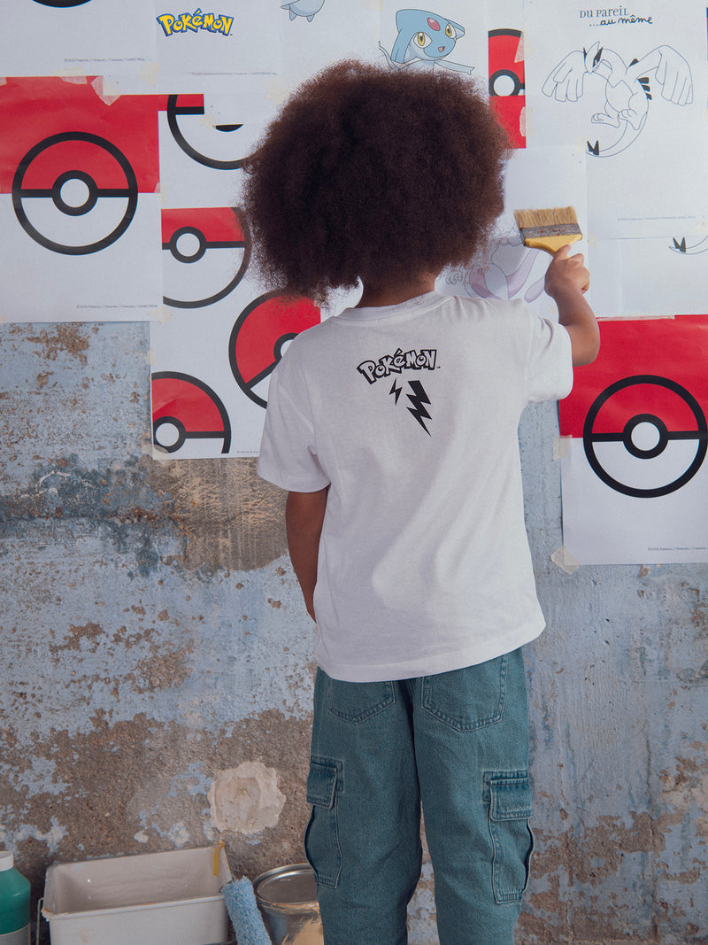 Weißes T-Shirt mit Pokémon Raikou Animation