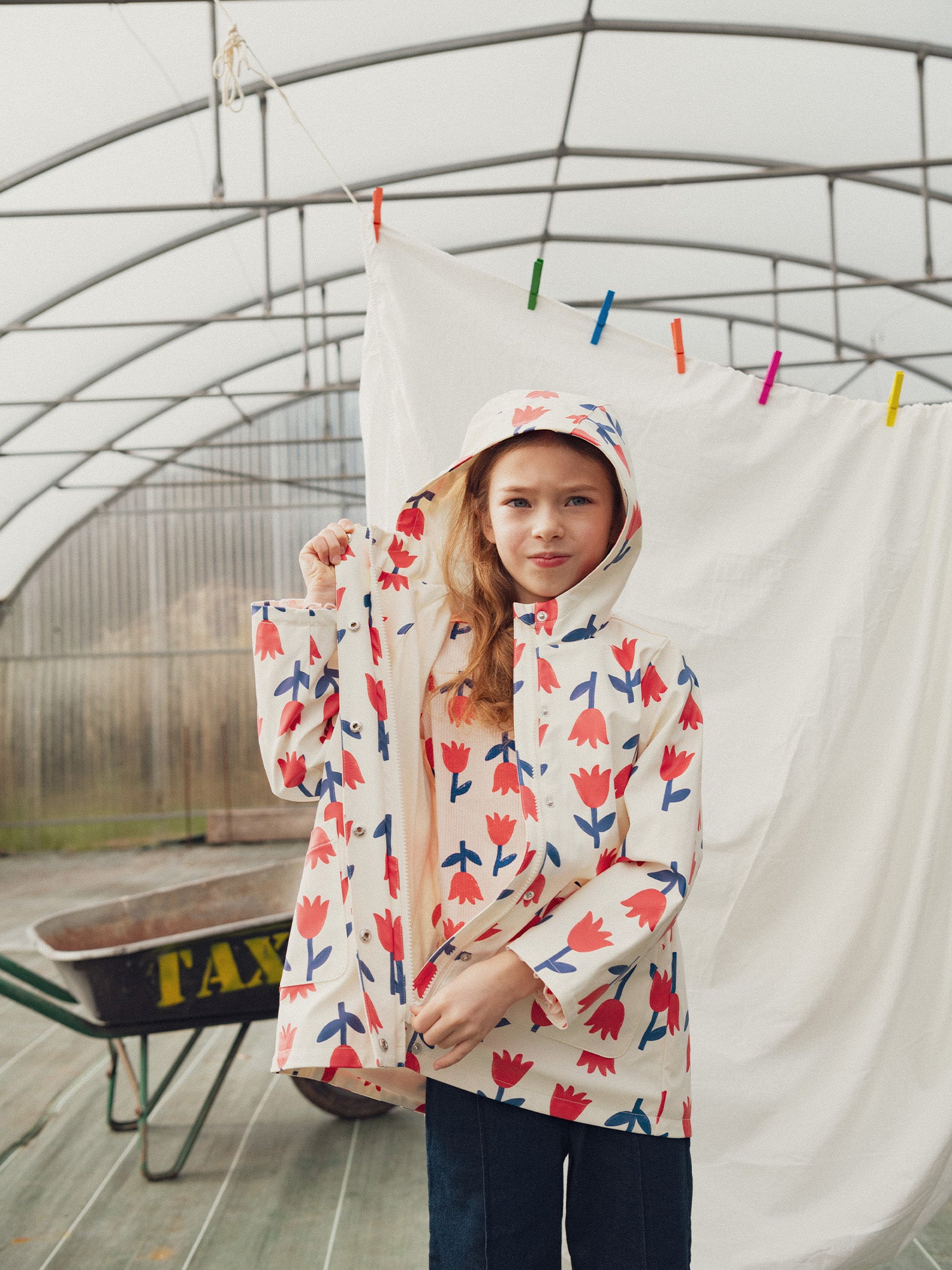 Imperméable écru à imprimé fleurs pour fille