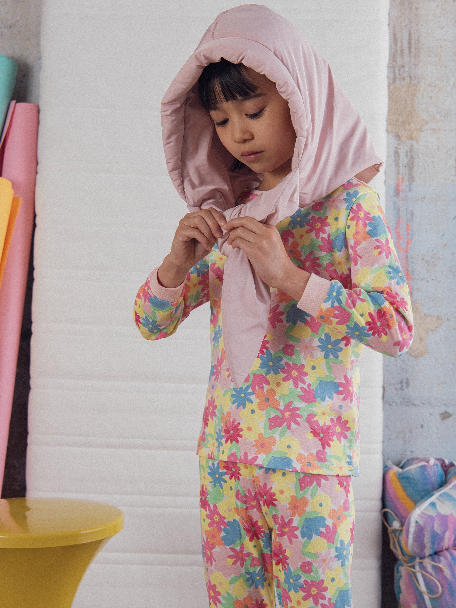 Pyjama long avec imprimé intégral "fleurs multicolores" pour enfant fille