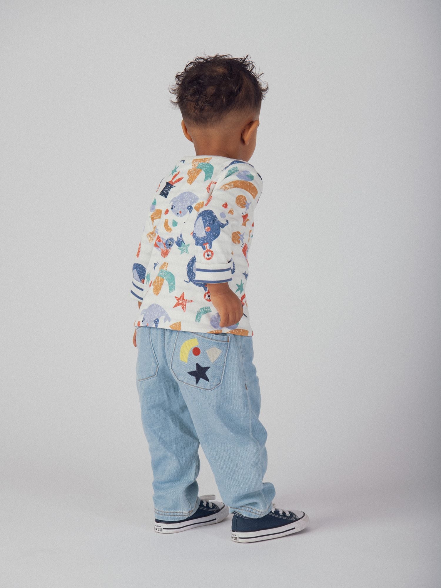 Wendbares T-Shirt mit Zirkus-Muster für Baby Jungen