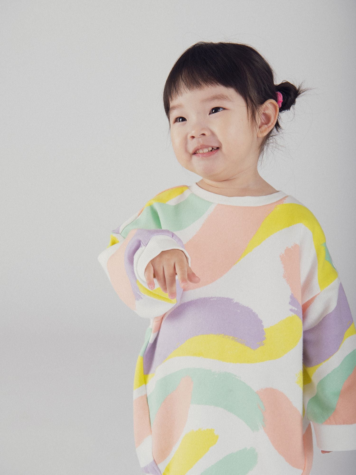 Bunt bedrucktes Set für Baby-Mädchen