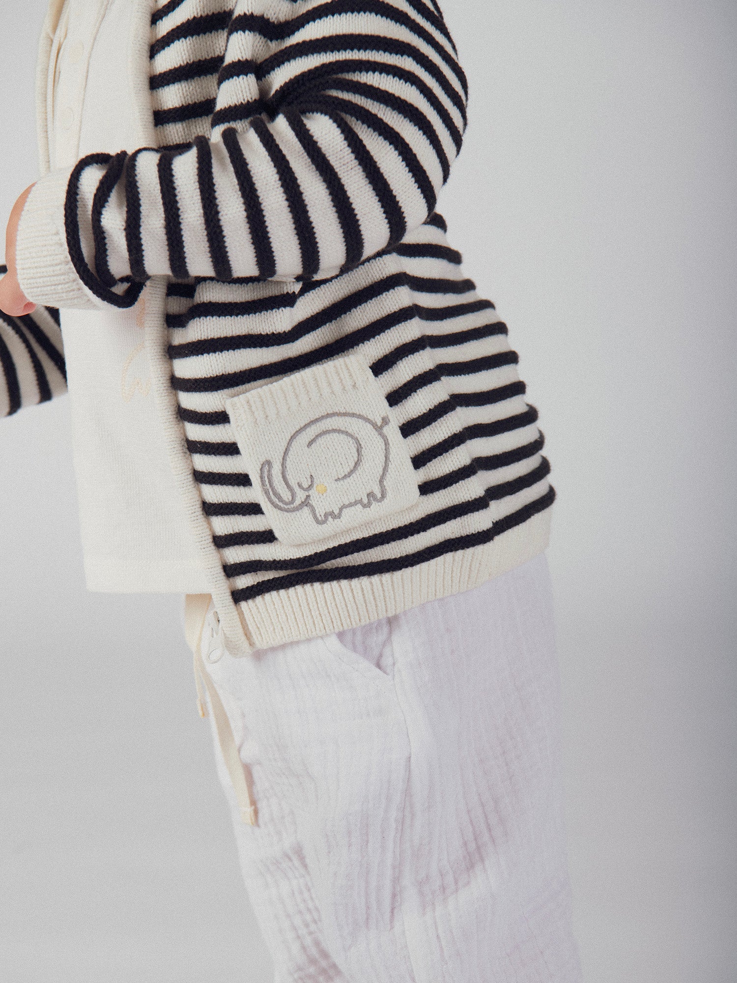 Gilet zippé rayé avec broderie éléphant pour bébé garçon