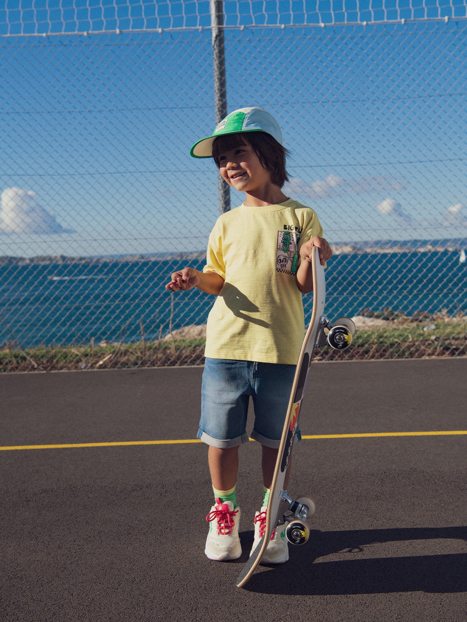 T-shirt jaune animation dinosaure pour garçon