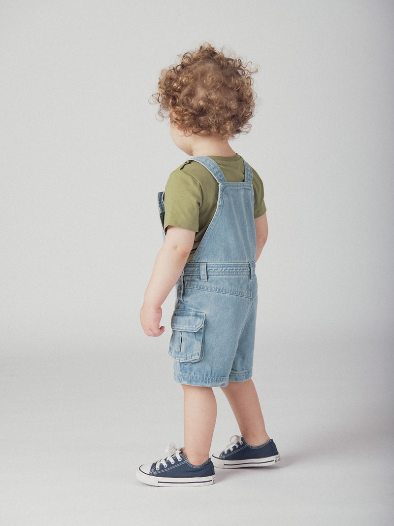 Kurze Jeanslatzhose mit "Elefant"-Motiv für Jungen