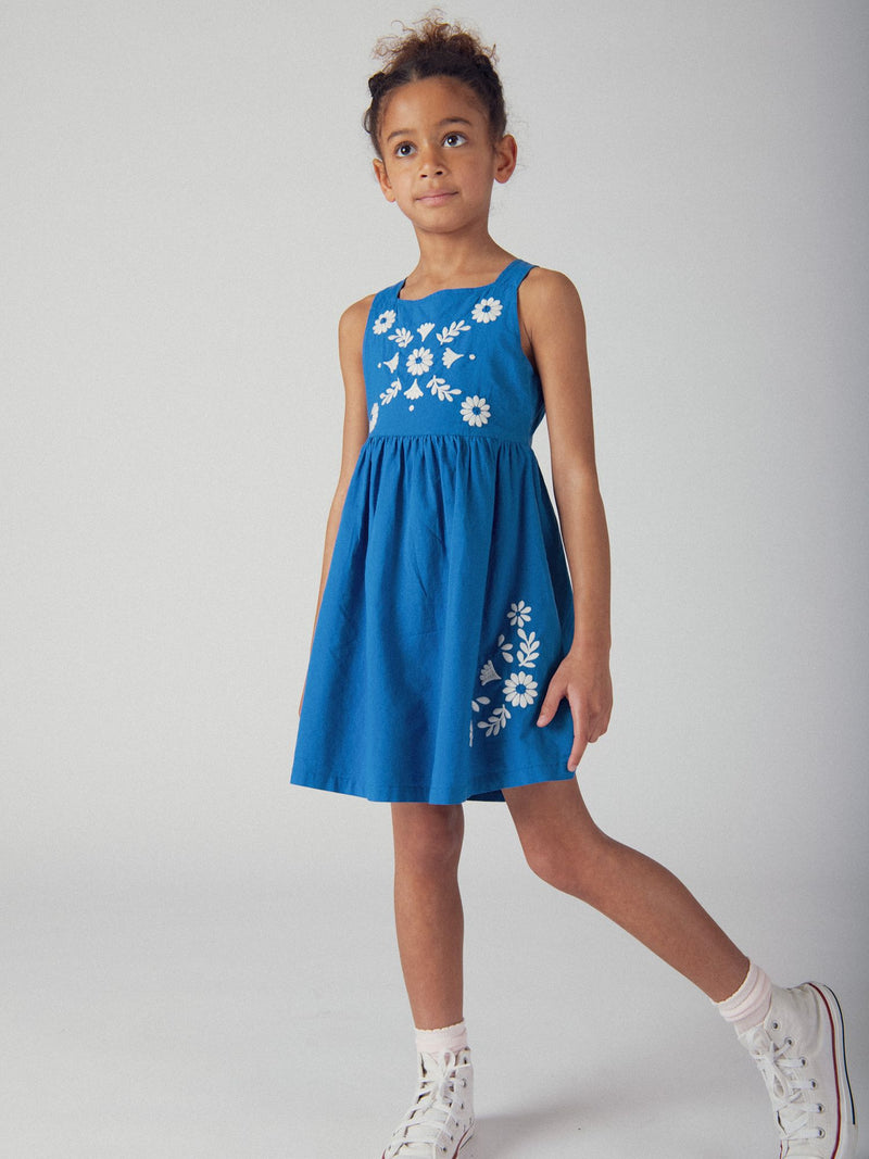 Blaue Kleid mit Blumenstickerei für Mädchen