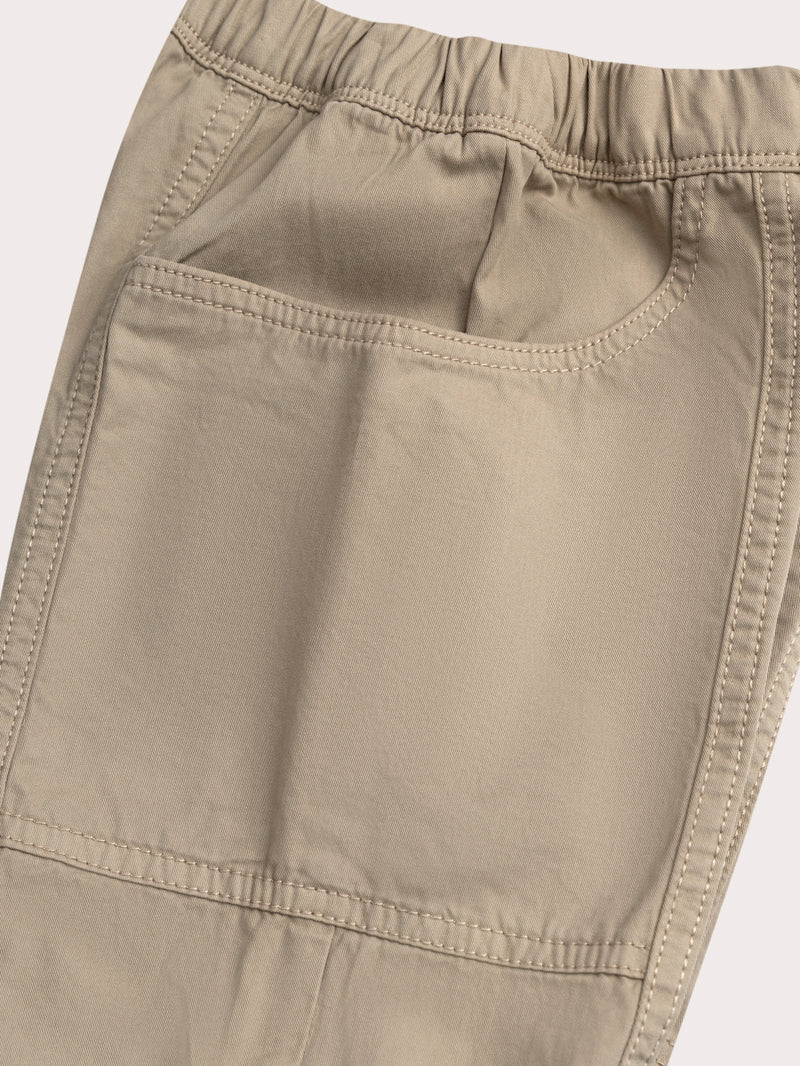 Beige Hose mit fantastischen Taschen