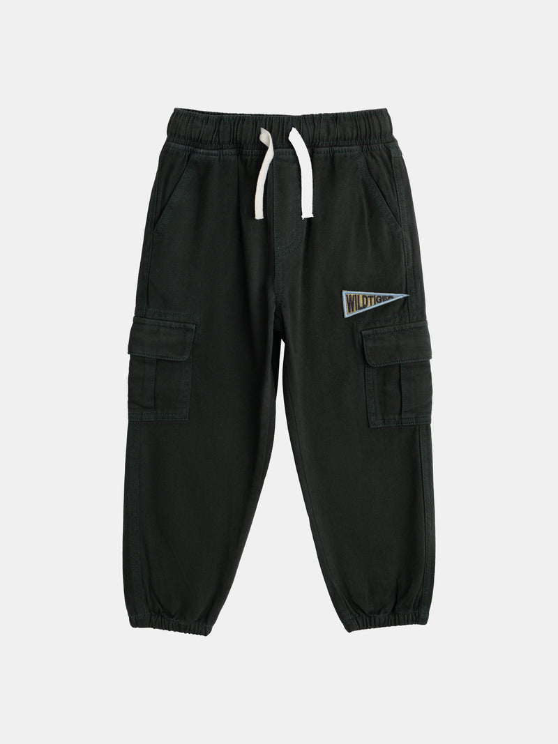Grüne Hose mit Taschen für Jungen