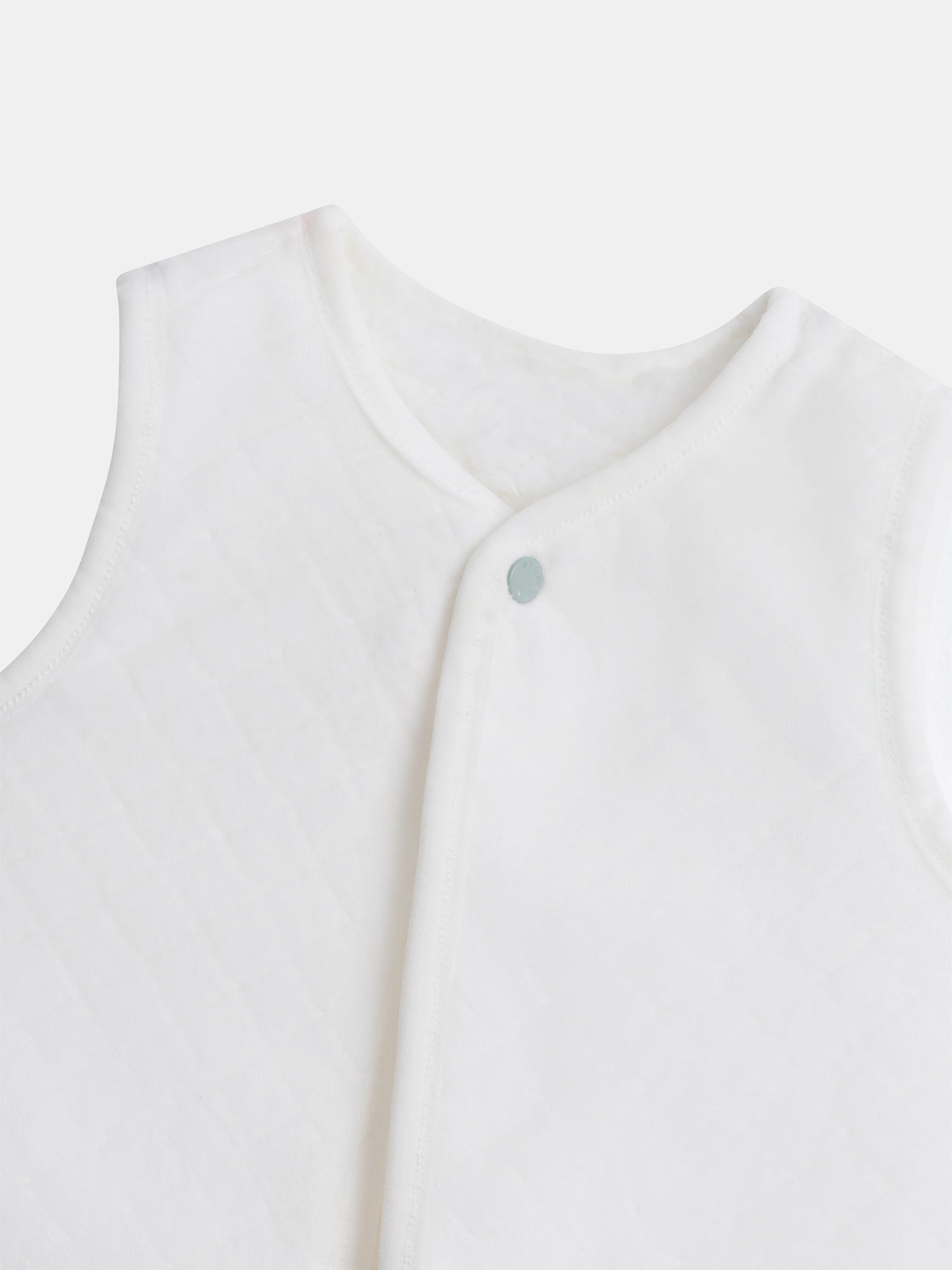 tmp/74793746682/files/1a7a66af-e01e-4474-94ee-60dead114cf5/26WF0551GIL_A002_14e022a5a1-8bf5-481a-9f26-95d08fd9722b.jpg