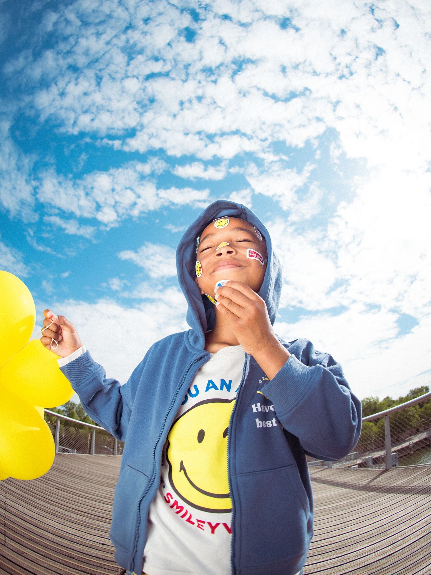 Kapuzensweatshirt mit SMILEYWORLD-Druck für Jungen