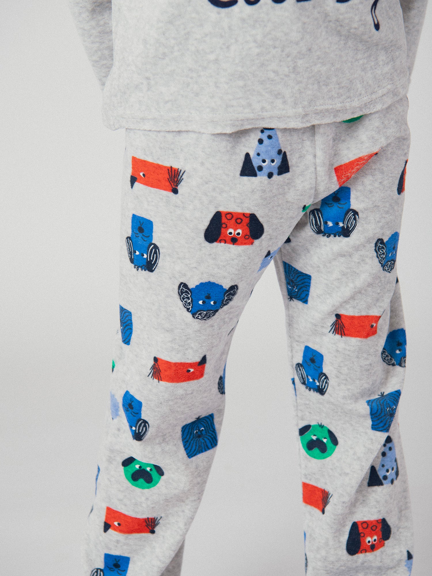 Zweiteiliger grauer 'Cool Dog' Pyjama für Jungen
