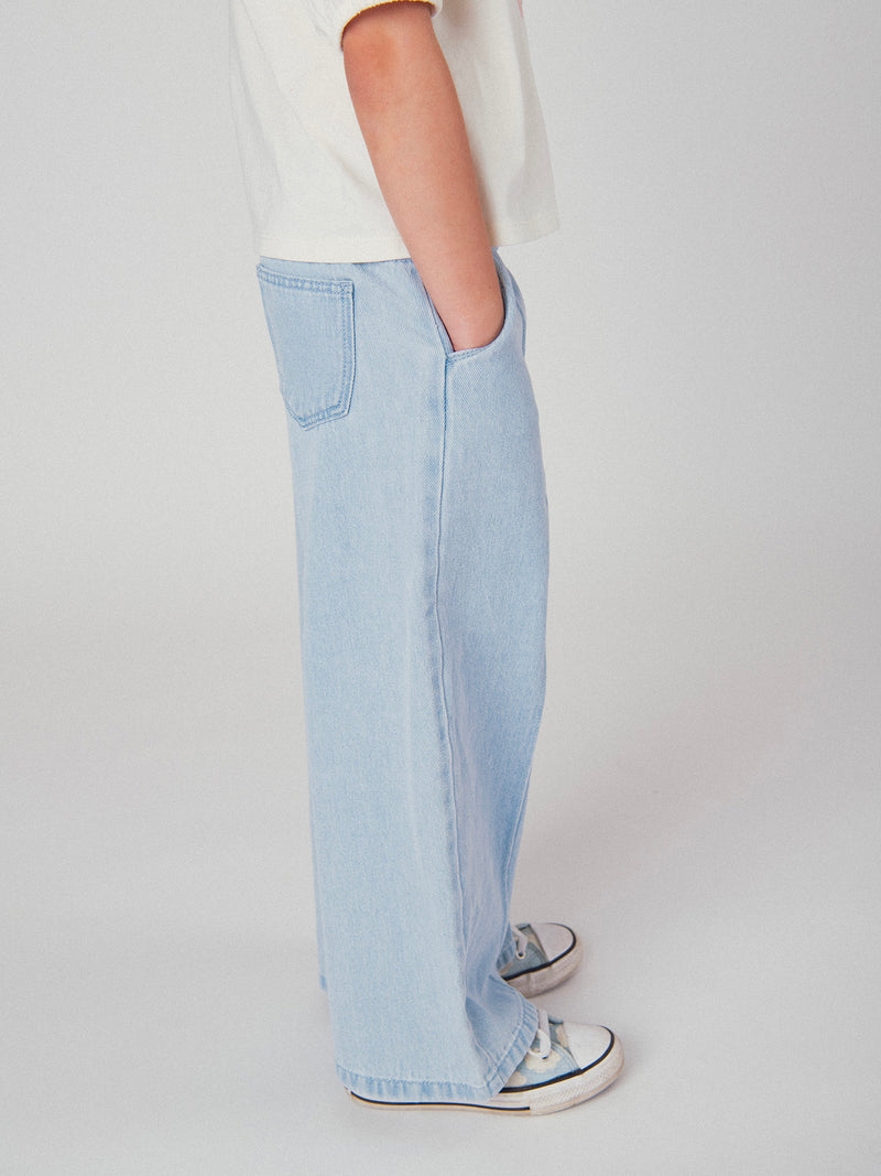 Hellblaue Jeanshose mit Taschen für Mädchen