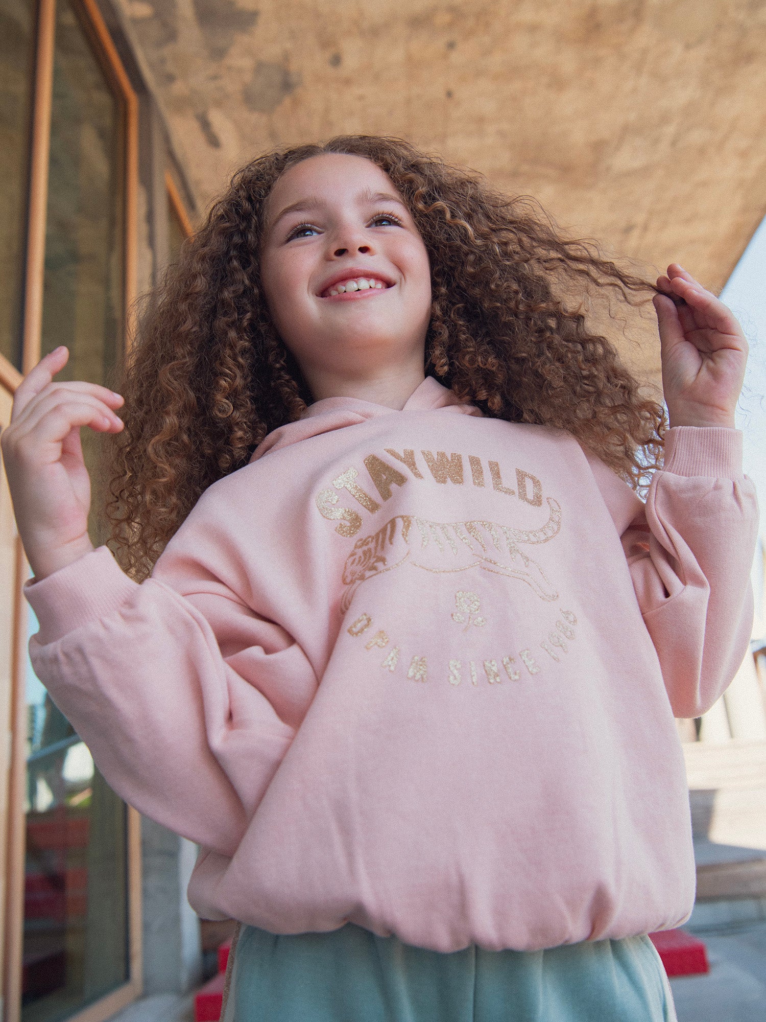 Rosa Kapuzen-Sweatshirt mit Tiger-Animation für Mädchen