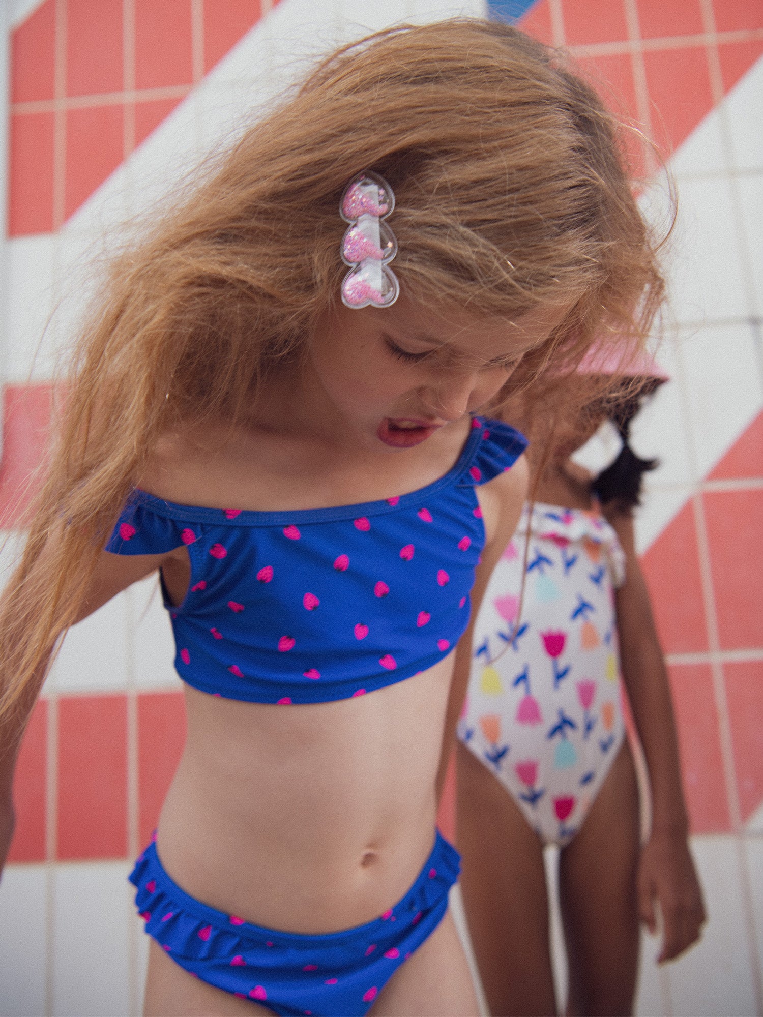 Maillot de bain bleu  2 pièces imprimé fraise pour fille