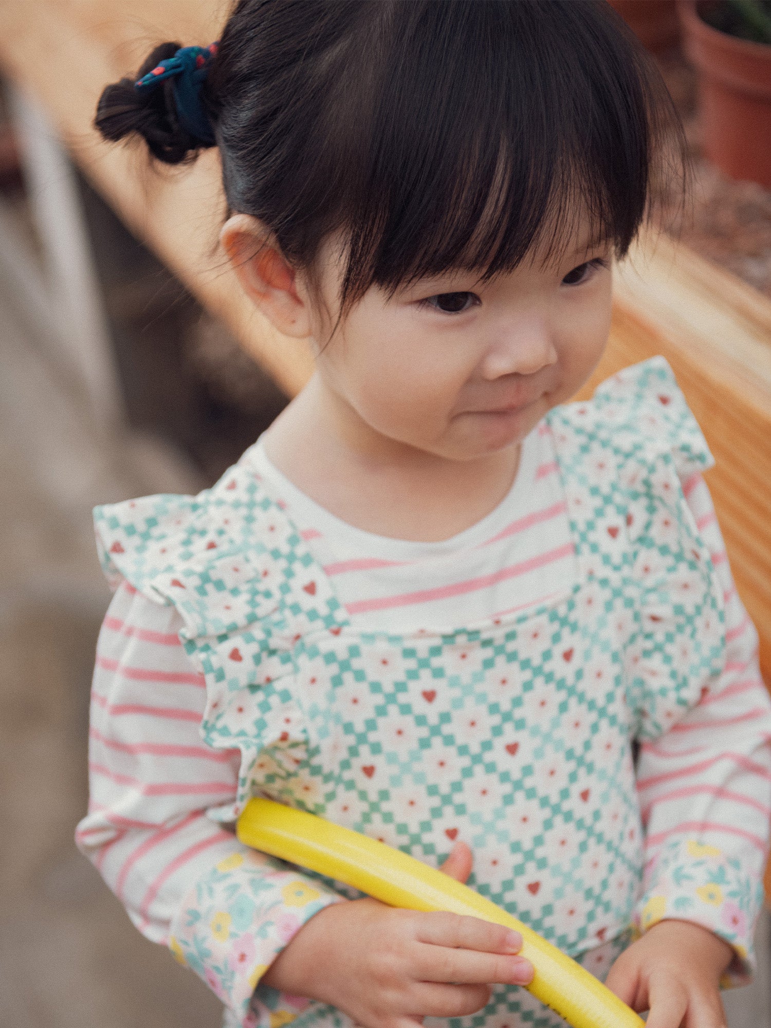 Umkehrbares T-Shirt mit Pastellblumenmotiv für Baby-Mädchen