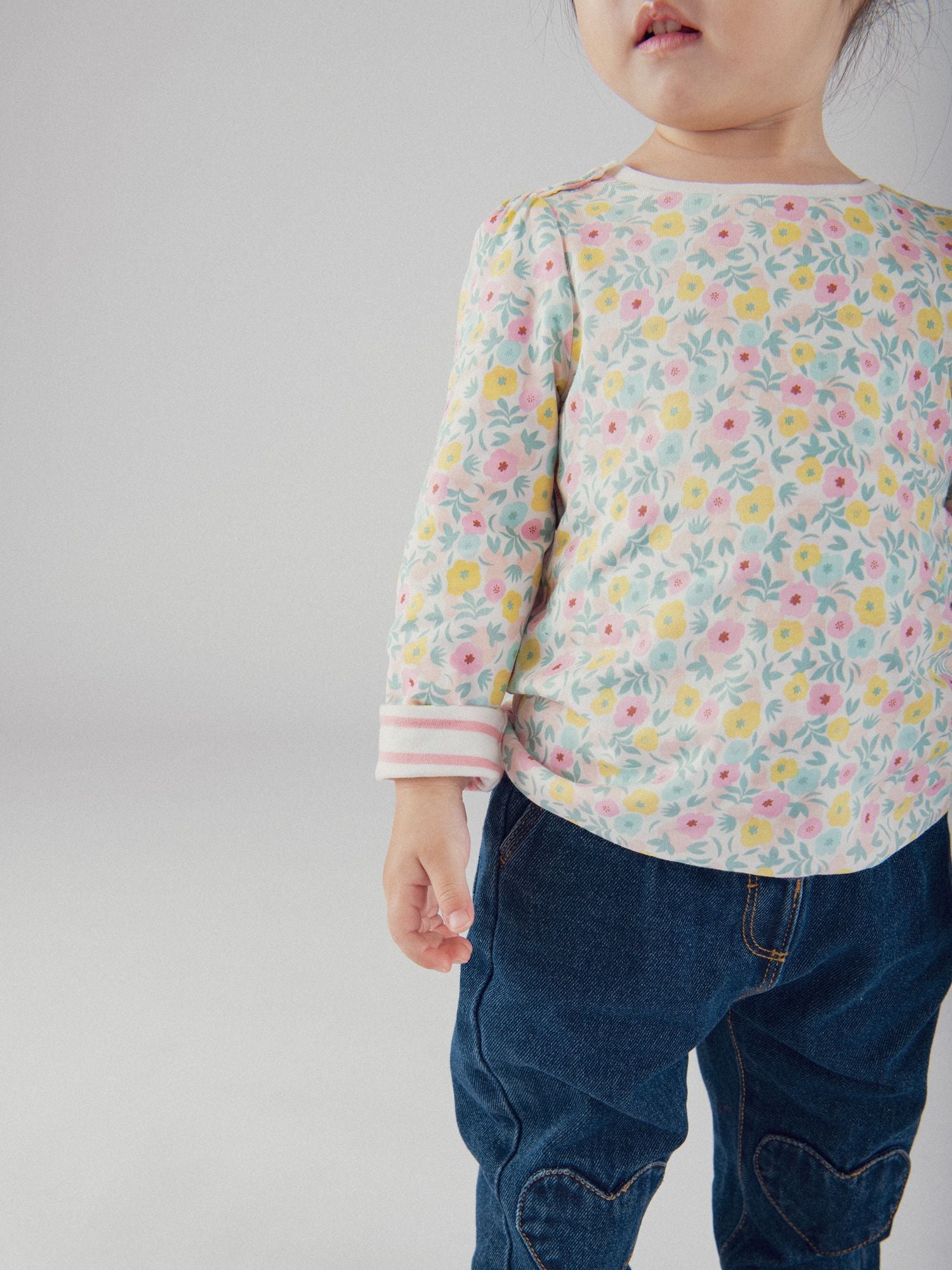 Umkehrbares T-Shirt mit Pastellblumenmotiv für Baby-Mädchen