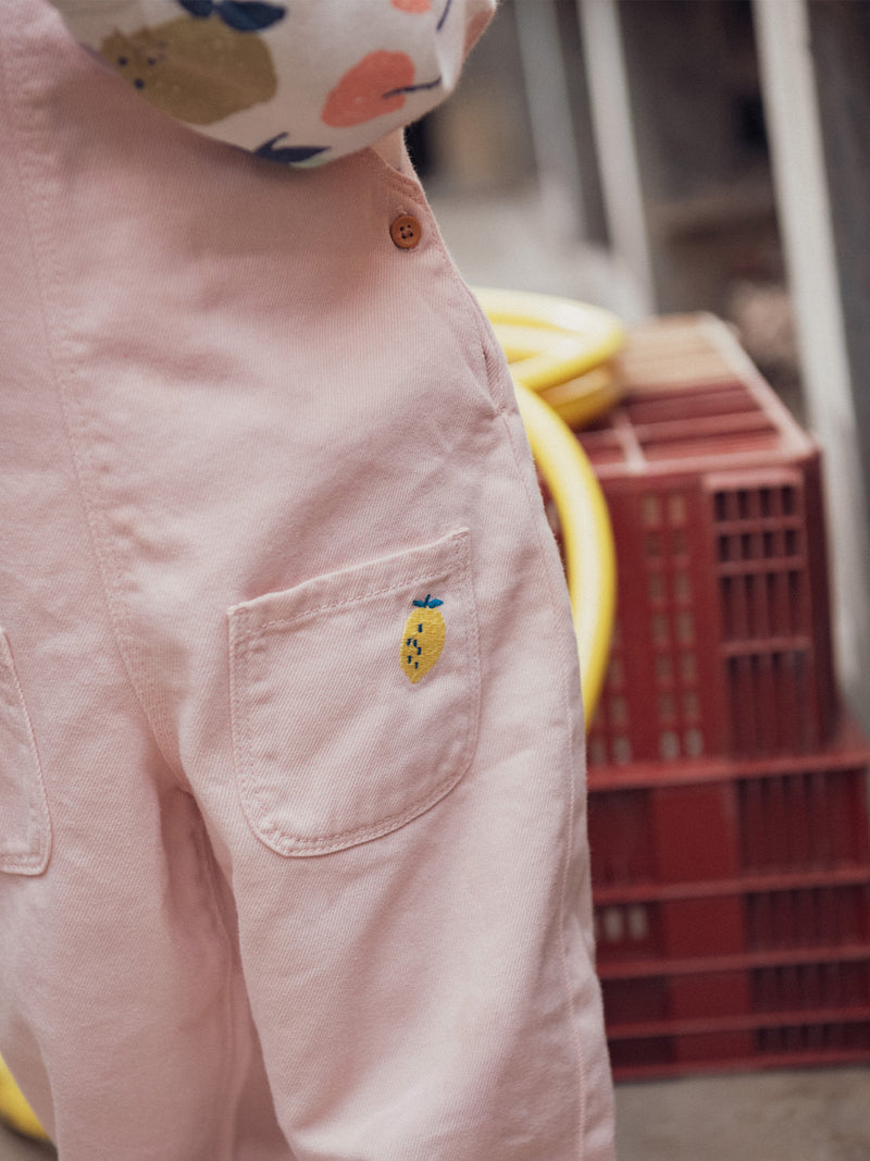 Vintage-rosafarbene Latzhose mit Zitronenstickerei für Mädchen-Baby