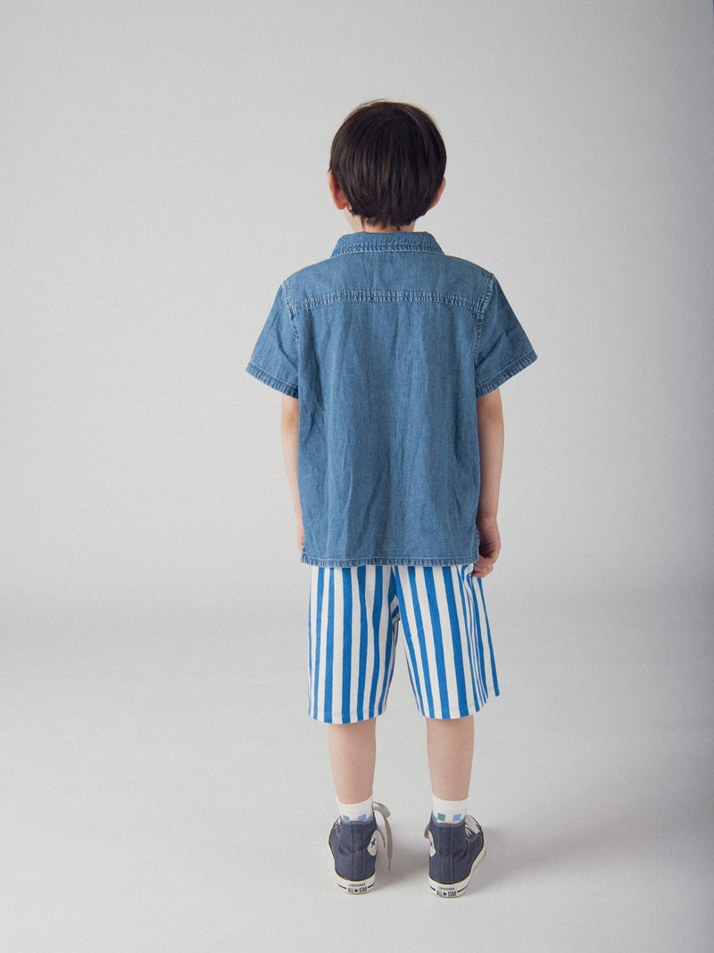 Blaue Denim-Hemd mit Sonnenstickerei für Jungen