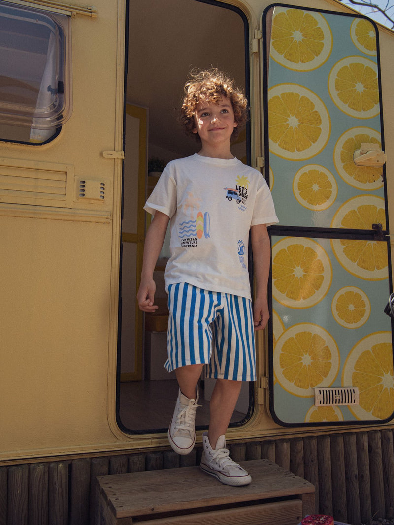 Ecru T-Shirt mit Strandanimation für Jungen