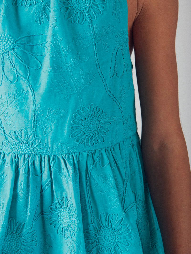 Vollständig besticktes blaues Kleid für Mädchen