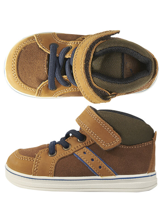 Sneakers aus biegsamem Lackleder Camel Baby Junge GBGBASELA / 19WK38I3D3F804
